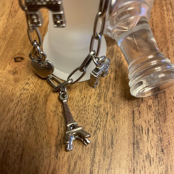Silver tone Paris Charm Bracelet Vintage - Picture 6 of 6